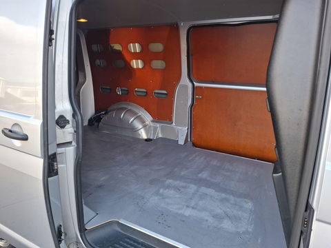 Volkswagen Transporter 2.0 TDI L2H1 Highline DUBBELE SCHUIFDEUR / AIRCO / CRUISE CONTROLE / TREKHAAK