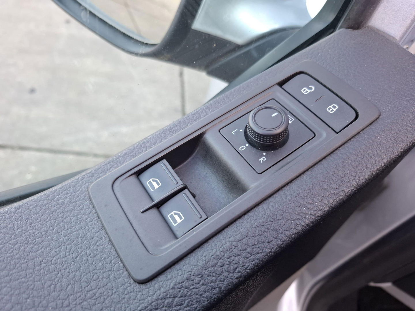 Volkswagen Transporter 2.0 TDI L2H1 Highline DUBBELE SCHUIFDEUR / AIRCO / CRUISE CONTROLE / TREKHAAK