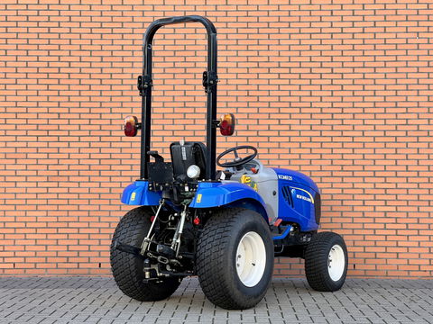 New Holland Boomer 25 | Aftak as voor + achter | Hefinrichting | 4WD | Differentieel slot | Cruise control | 58 uur | nieuw staat | trekhaak |