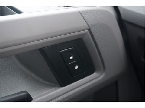 Volkswagen Crafter 35 177PK L3H3 AUT Facelift BPM VRIJ!! 13" Navi, Camera, Gev. Stoel, LED!! NR. 831