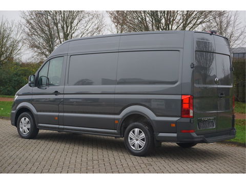 Volkswagen Crafter 35 177PK L3H3 AUT Facelift BPM VRIJ!! 13" Navi, Camera, Gev. Stoel, LED!! NR. 831