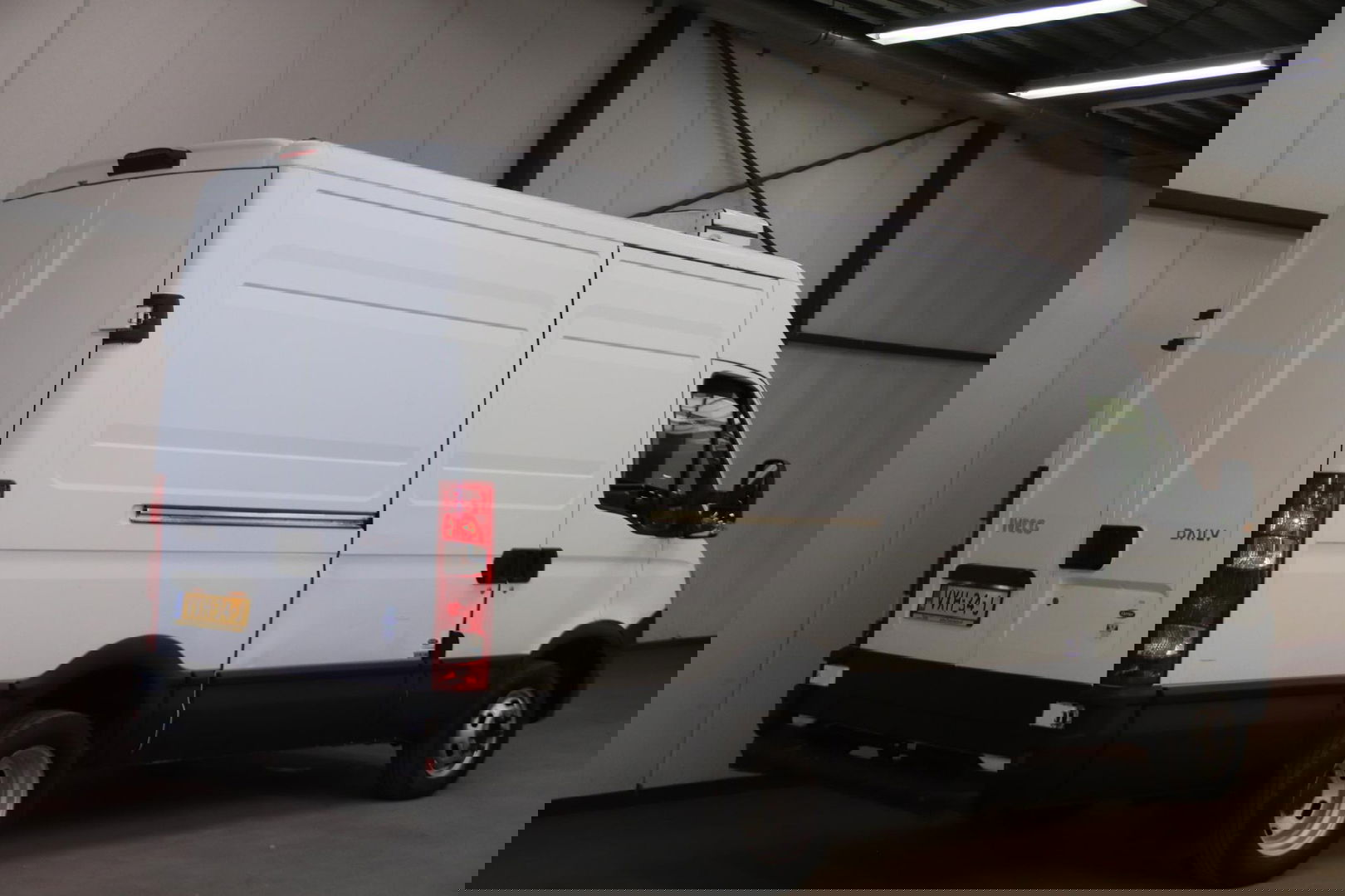 Iveco Daily 40C13V AUTOMAAT KOELWAGEN KOELAUTO