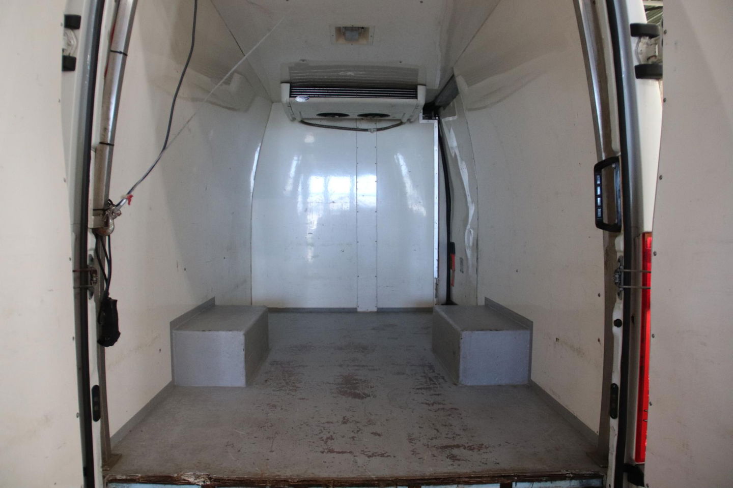 Iveco Daily 40C13V AUTOMAAT KOELWAGEN KOELAUTO