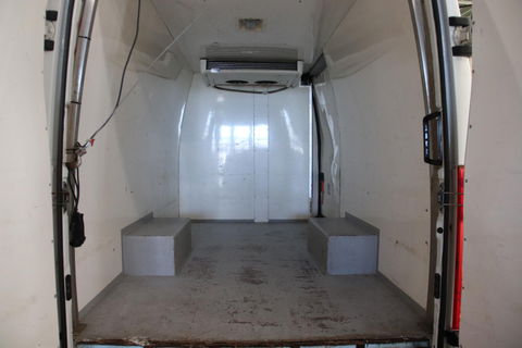 Iveco Daily 40C13V AUTOMAAT KOELWAGEN KOELAUTO