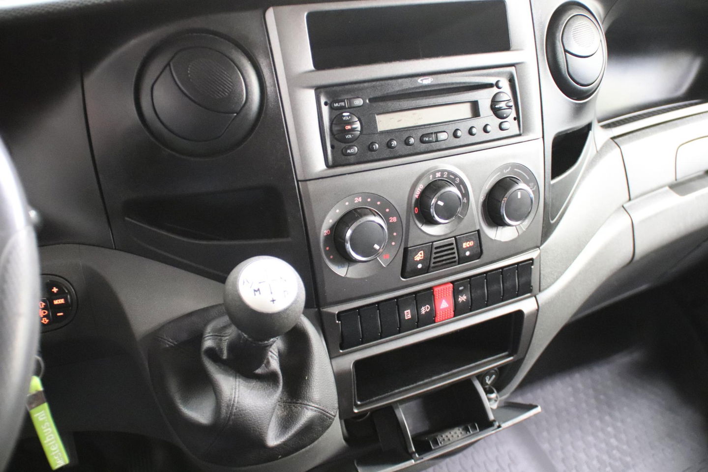 Iveco Daily 40C13V AUTOMAAT KOELWAGEN KOELAUTO