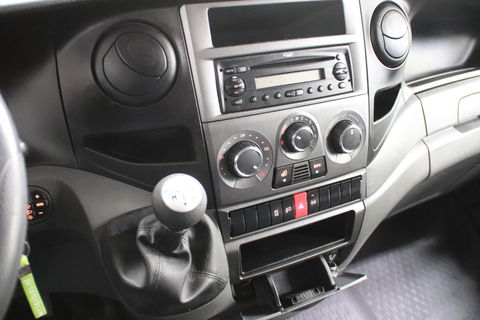 Iveco Daily 40C13V AUTOMAAT KOELWAGEN KOELAUTO