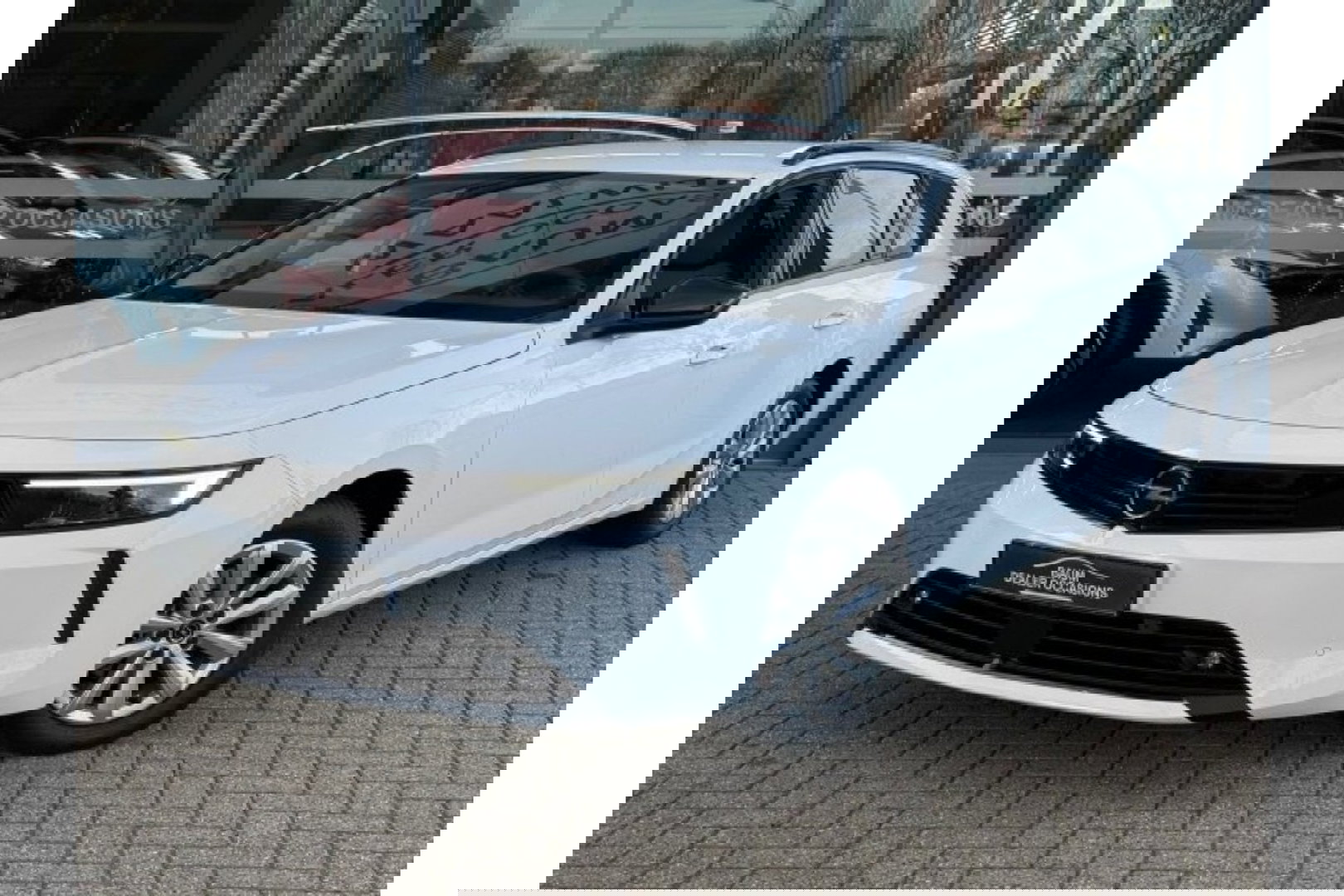 Opel Astra 1.2 TURBO EDITION AIRCO NAVI PDC-CAMERA360GR.