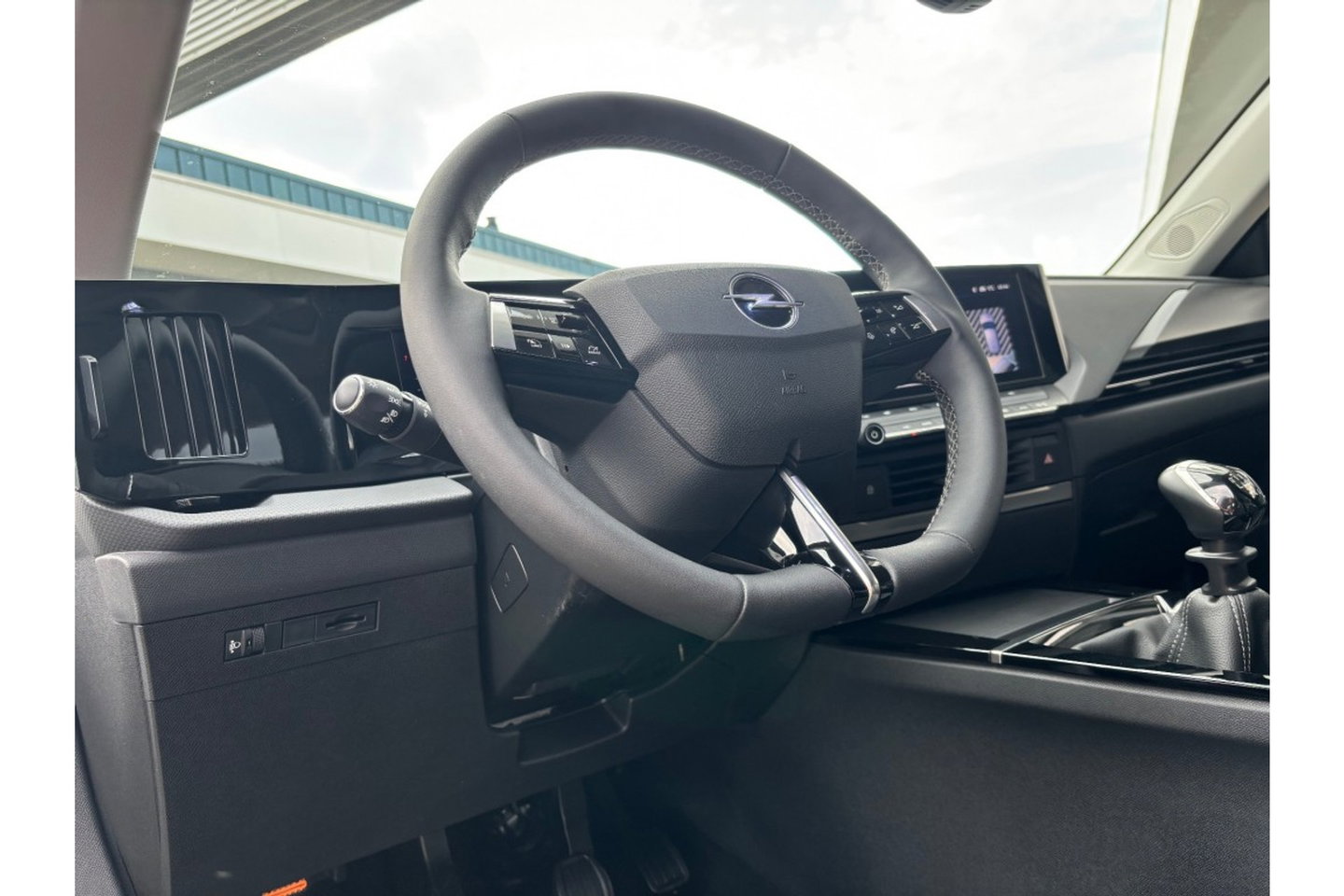 Opel Astra 1.2 TURBO EDITION AIRCO NAVI PDC-CAMERA360GR.