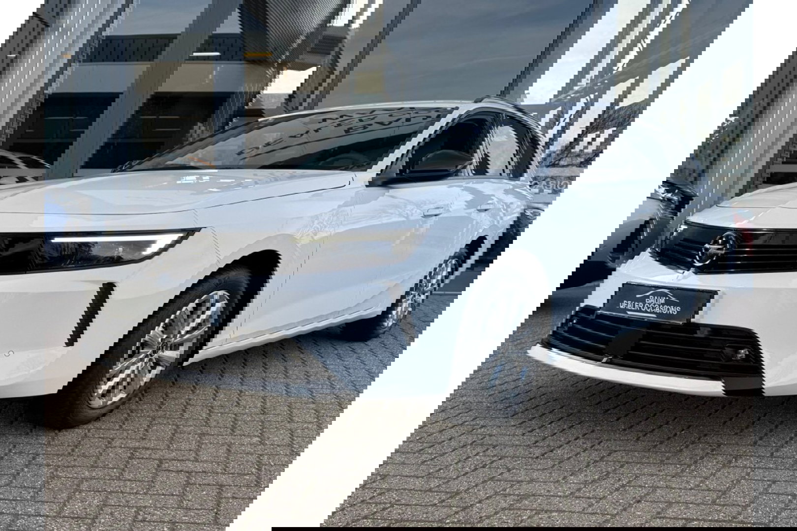 Opel Astra 1.2 TURBO EDITION AIRCO NAVI PDC-CAMERA360GR.