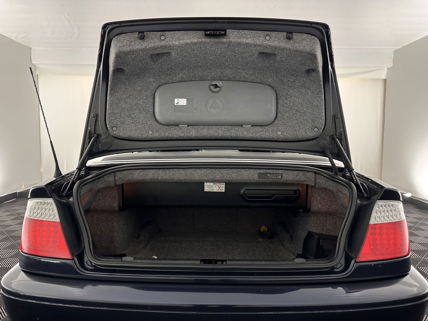 BMW 3 Serie Cabrio 330Cd #motor rookt overmatig#*LEATHER | XENON | MEMORY-PACK | SPORT-SEATS | ECC | CRUISE | 17''ALU | TOWBAR*