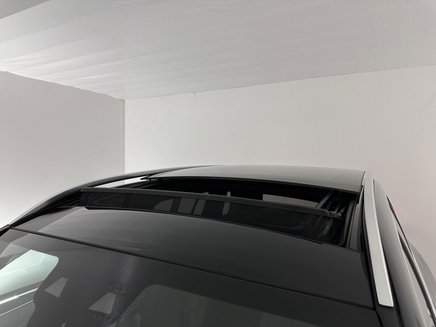 Mercedes-Benz GLB 200 Business Solution Luxury (INCL-BTW) *PANO | LEATHER | FULL-LED | AMBIENTLIGHT | HEATED-SPORTSEATS | WIDESCREEN-DIGICOCKPIT | DAB+ | NAVI-FULLMAP | CAMERA | PRIVACYGLASS | LANE-ASSIST | DYNAMIC-SELECT | 18'