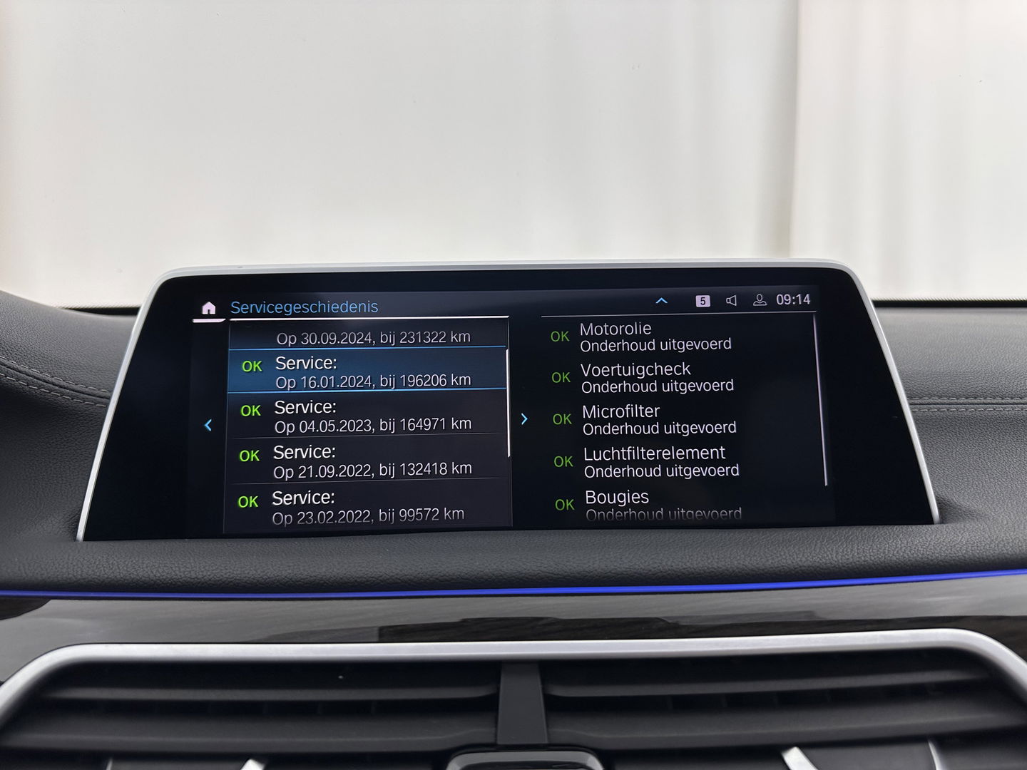 BMW 7 Serie 745Le (Plug-in) (INCL-BTW) *PANO | EXCLUSIV-NAPPA-LEATHER | LASER-LED | HEAD-UP | BLIND-SPOT | MEMORY-PACK | DIGI-COCKPIT | KEYLESS | DAB+ | CAMERA | COMFORT-SEATS | AMBIENT-LIGHT | DAB | CARPLAY | 18''ALU*