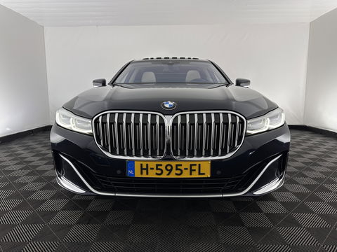 BMW 7 Serie 745Le (Plug-in) (INCL-BTW) *PANO | EXCLUSIV-NAPPA-LEATHER | LASER-LED | HEAD-UP | BLIND-SPOT | MEMORY-PACK | DIGI-COCKPIT | KEYLESS | DAB+ | CAMERA | COMFORT-SEATS | AMBIENT-LIGHT | DAB | CARPLAY | 18''ALU*