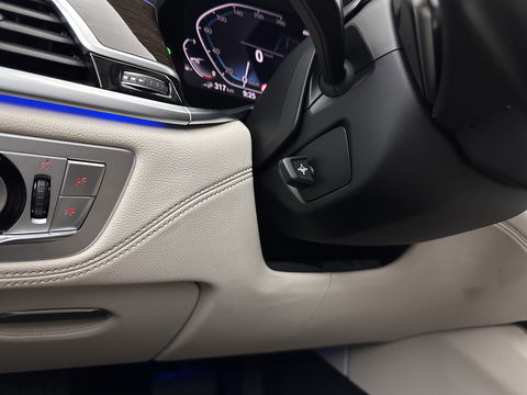 BMW 7 Serie 745Le (Plug-in) (INCL-BTW) *PANO | EXCLUSIV-NAPPA-LEATHER | LASER-LED | HEAD-UP | BLIND-SPOT | MEMORY-PACK | DIGI-COCKPIT | KEYLESS | DAB+ | CAMERA | COMFORT-SEATS | AMBIENT-LIGHT | DAB | CARPLAY | 18''ALU*
