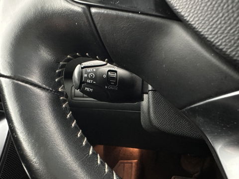 Peugeot 308 SW 1.6 BlueHDI Blue Lease Premium *BROKEN TIMING BELT* Aut. *PANO | LEATHER | FULL-LED | SPORT-SEATS | CAMERA | KEYLESS | NAVI-FULLMAP | ECC | PDC | CRUISE | 18''ALU | TOWBAR*