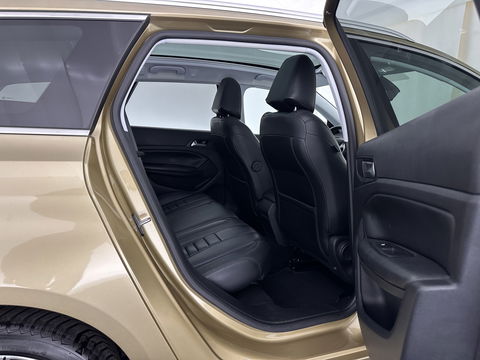 Peugeot 308 SW 1.6 BlueHDI Blue Lease Premium *BROKEN TIMING BELT* Aut. *PANO | LEATHER | FULL-LED | SPORT-SEATS | CAMERA | KEYLESS | NAVI-FULLMAP | ECC | PDC | CRUISE | 18''ALU | TOWBAR*