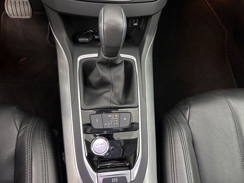 Peugeot 308 SW 1.6 BlueHDI Blue Lease Premium *BROKEN TIMING BELT* Aut. *PANO | LEATHER | FULL-LED | SPORT-SEATS | CAMERA | KEYLESS | NAVI-FULLMAP | ECC | PDC | CRUISE | 18''ALU | TOWBAR*