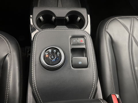 Ford Mustang Mach-E RWD 75 kWh [ 3-Fase ] {SOH-84%} (INCL.BTW) *LEATHER | FULL-LED | DAB | DIGI-COCKPIT | KEYLESS | NAVI-FULLMAP | CARPLAY | HEATED-COMFORTSEATS | TOPVIEW | ADAPTIVE-CRUISE | PRIVACY-GLASS | 18'' ALU*