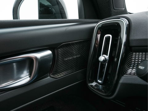 Volvo XC40 Recharge P8 AWD R-Design [ 3-Fase-11kW ] {SOH-90%} (INCL-BTW) Aut. *PANO | LEATHER-ALCANTARA | ADAPTIVE-CRUISE | DIGI-COCKPIT | FULL-LED | HARMAN/KARDON | TOPVIEW | NAVI-FULLMAP | ECC | PDC | KEYLESS | HEATED-SPORTSEATS | TOWBAR | 20''ALU*