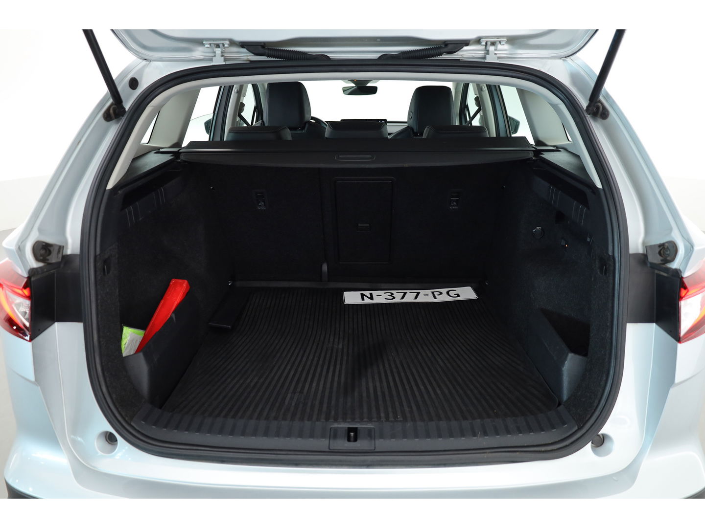 Škoda Enyaq iV 60 | SOH 94% | HUD | Elek. Trekhaak | Stoelverw. | Warmtepomp | Cruise Ctrl. |