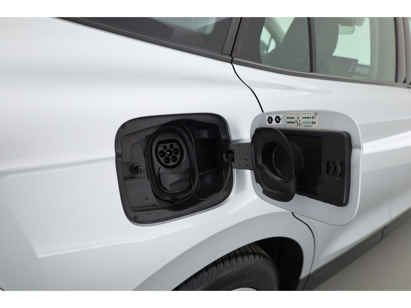 Škoda Enyaq iV 60 | SOH 94% | HUD | Elek. Trekhaak | Stoelverw. | Warmtepomp | Cruise Ctrl. |