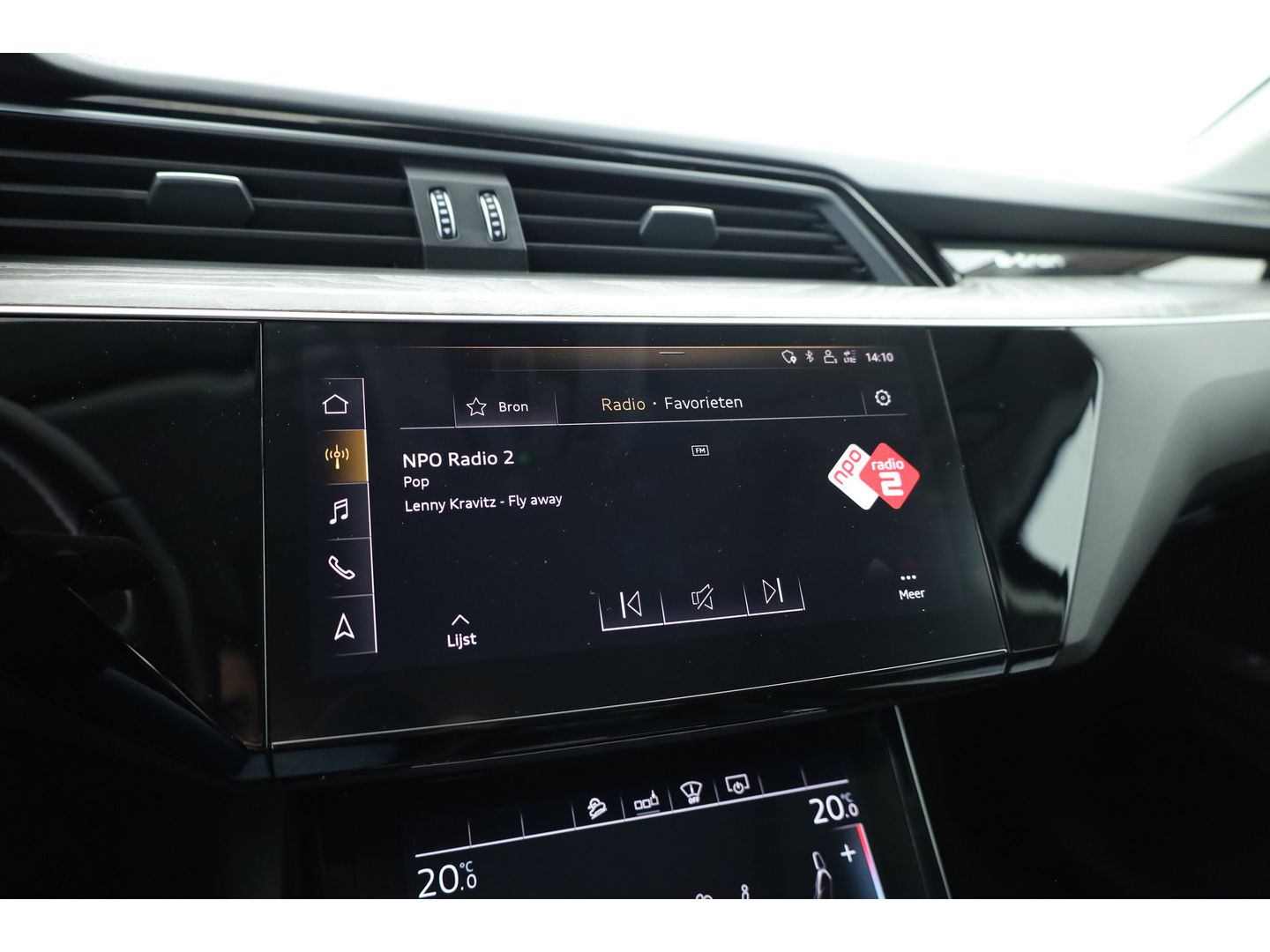 Audi e-tron e-tron 55 quattro advanced Pro Line Plus 95 kWh | SOH 91.3%  Pano | Luchtvering | HUD | Memory | Massage | 360cam | Keyless | Stoelvent. | Soft Close