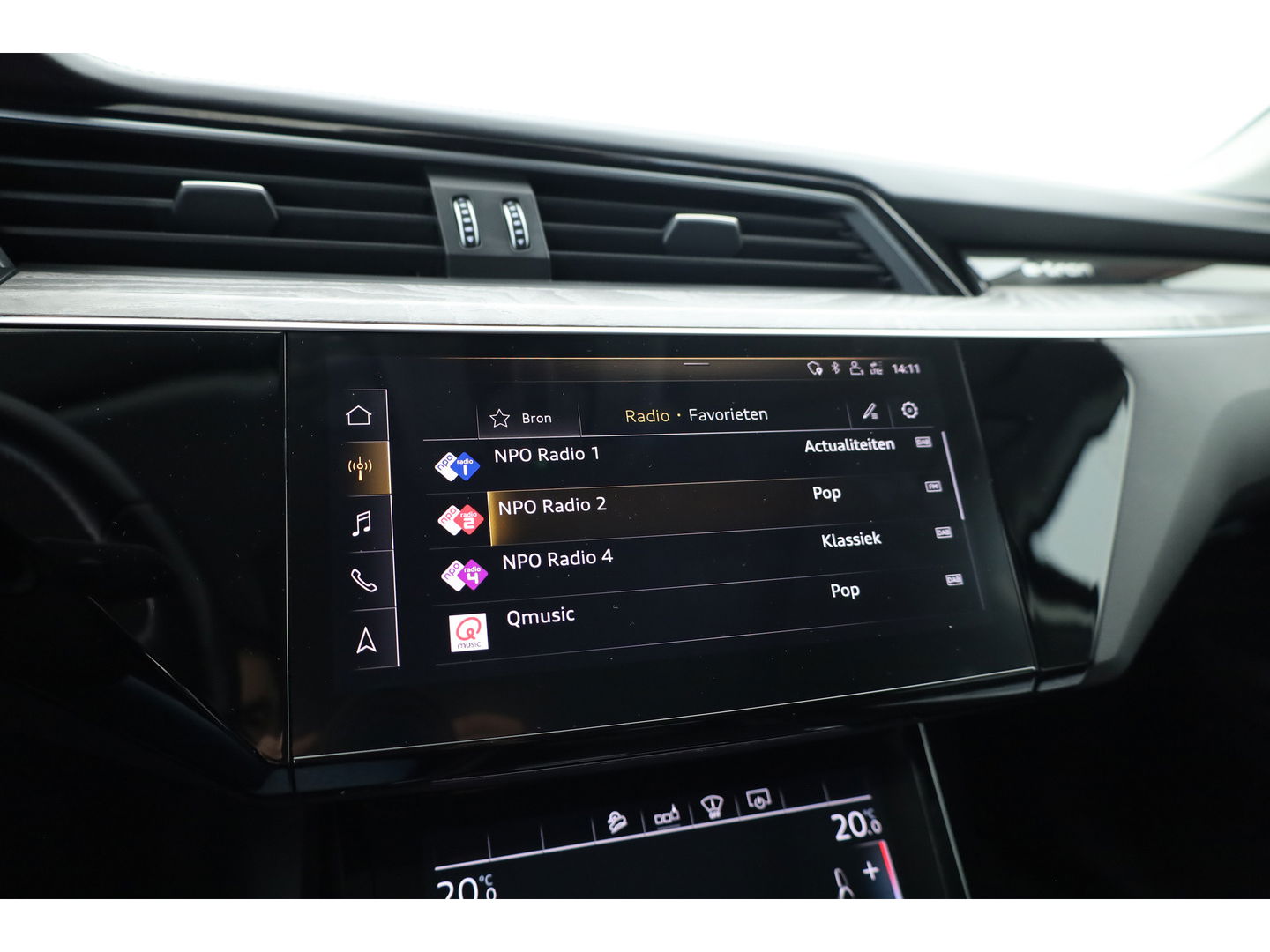 Audi e-tron e-tron 55 quattro advanced Pro Line Plus 95 kWh | SOH 91.3%  Pano | Luchtvering | HUD | Memory | Massage | 360cam | Keyless | Stoelvent. | Soft Close