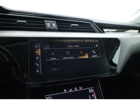 Audi e-tron e-tron 55 quattro advanced Pro Line Plus 95 kWh | SOH 91.3%  Pano | Luchtvering | HUD | Memory | Massage | 360cam | Keyless | Stoelvent. | Soft Close
