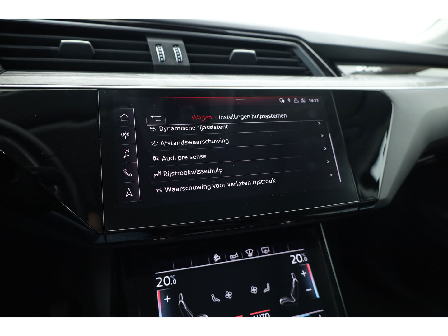 Audi e-tron e-tron 55 quattro advanced Pro Line Plus 95 kWh | SOH 91.3%  Pano | Luchtvering | HUD | Memory | Massage | 360cam | Keyless | Stoelvent. | Soft Close