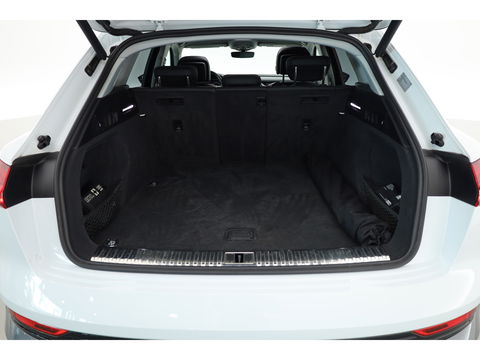 Audi e-tron e-tron 55 quattro advanced Pro Line Plus 95 kWh | SOH 91.3%  Pano | Luchtvering | HUD | Memory | Massage | 360cam | Keyless | Stoelvent. | Soft Close