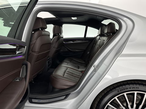 BMW 5 Serie 530e iPerformance High Executive (Plug-in) *PANO | LEATHER | FULL-LED | TOP-VIEW | HARMAN/KARDON | BLINDSPOT | MEMORY-PACK | HEATED-COMFORTSEATS | DIGI-COCKPIT | AMBIENT-LIGHT | NAVI-FULLMAP | 20''ALU*