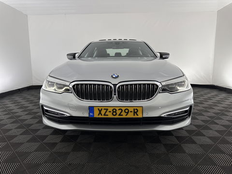 BMW 5 Serie 530e iPerformance High Executive (Plug-in) *PANO | LEATHER | FULL-LED | TOP-VIEW | HARMAN/KARDON | BLINDSPOT | MEMORY-PACK | HEATED-COMFORTSEATS | DIGI-COCKPIT | AMBIENT-LIGHT | NAVI-FULLMAP | 20''ALU*