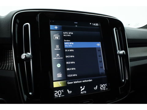 Volvo XC40 1.5 T4 Recharge R design | CarPlay | Adapt. Cruise | Navi | Stoel-Stuurverw. | Camera