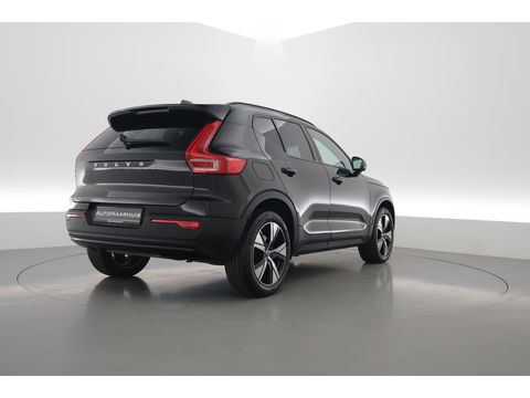 Volvo XC40 1.5 T4 Recharge R design | CarPlay | Adapt. Cruise | Navi | Stoel-Stuurverw. | Camera