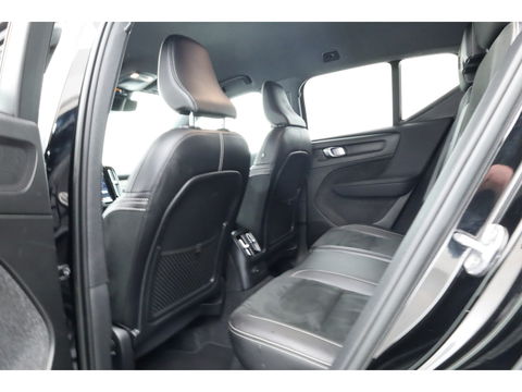 Volvo XC40 1.5 T4 Recharge R design | CarPlay | Adapt. Cruise | Navi | Stoel-Stuurverw. | Camera