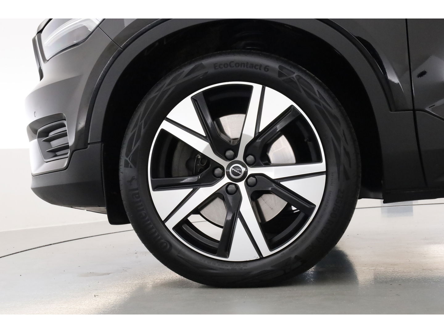 Volvo XC40 1.5 T4 Recharge R design | CarPlay | Adapt. Cruise | Navi | Stoel-Stuurverw. | Camera