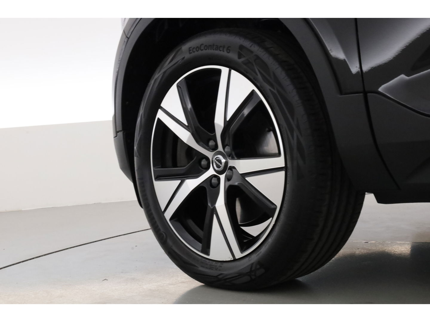 Volvo XC40 1.5 T4 Recharge R design | CarPlay | Adapt. Cruise | Navi | Stoel-Stuurverw. | Camera