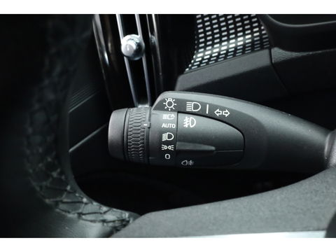 Volvo XC40 1.5 T4 Recharge R design | CarPlay | Adapt. Cruise | Navi | Stoel-Stuurverw. | Camera