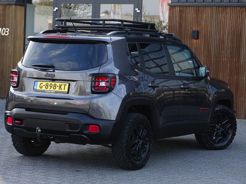 Jeep Renegade Trail Hawk 2.4 179PK automaat / lier / LED