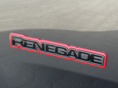 Jeep Renegade Trail Hawk 2.4 179PK automaat / lier / LED