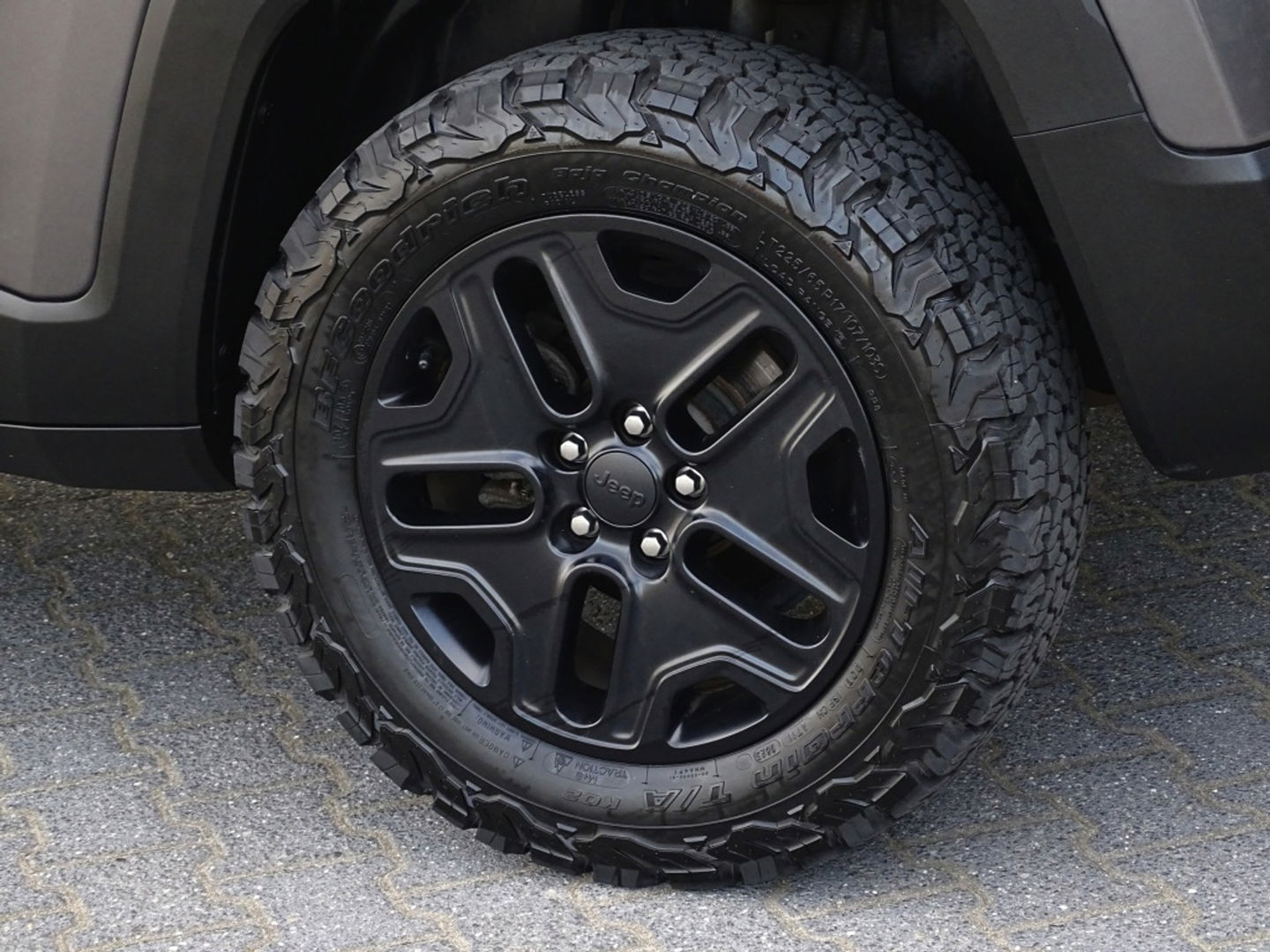 Jeep Renegade Trail Hawk 2.4 179PK automaat / lier / LED