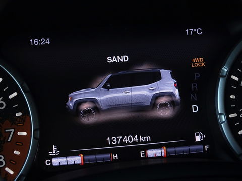 Jeep Renegade Trail Hawk 2.4 179PK automaat / lier / LED