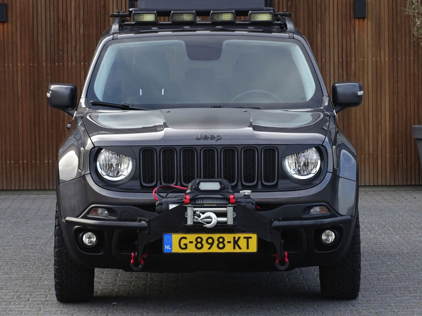 Jeep Renegade Trail Hawk 2.4 179PK automaat / lier / LED