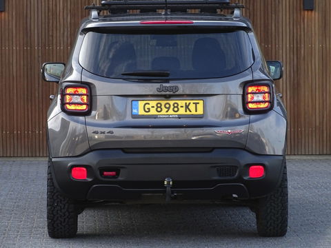 Jeep Renegade Trail Hawk 2.4 179PK automaat / lier / LED