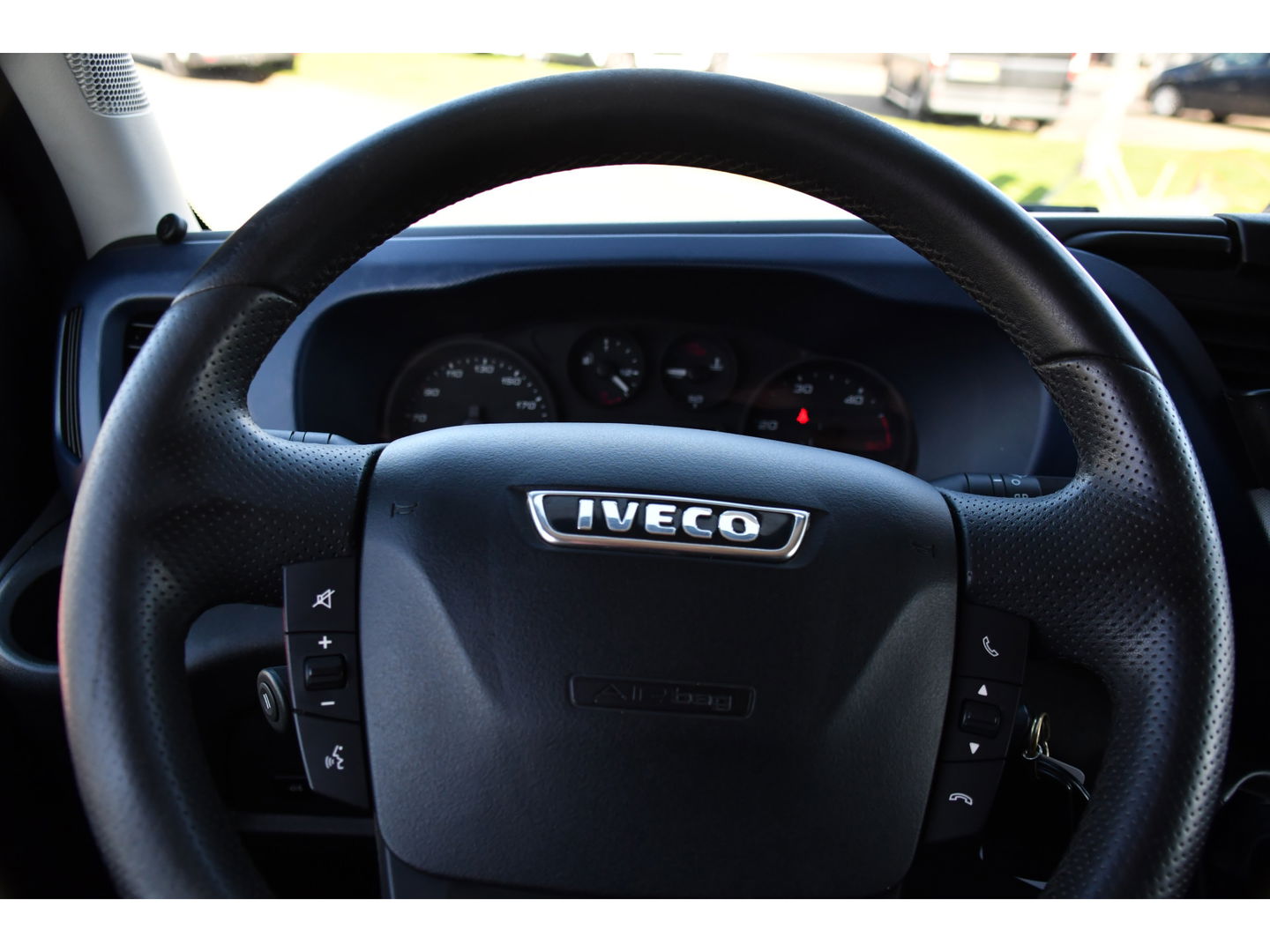 Iveco Daily 35S16V 2.3 352 H3 L PB Edition Camera, Cruise, 3500kg Trekhaak, Automaat, 155pk, Clima, Uniek!