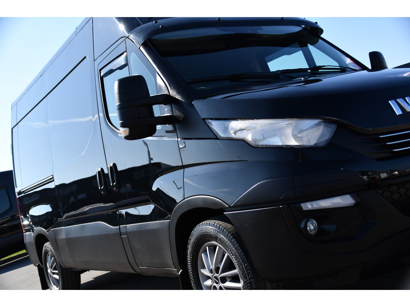 Iveco Daily 35S16V 2.3 352 H3 L PB Edition Camera, Cruise, 3500kg Trekhaak, Automaat, 155pk, Clima, Uniek!