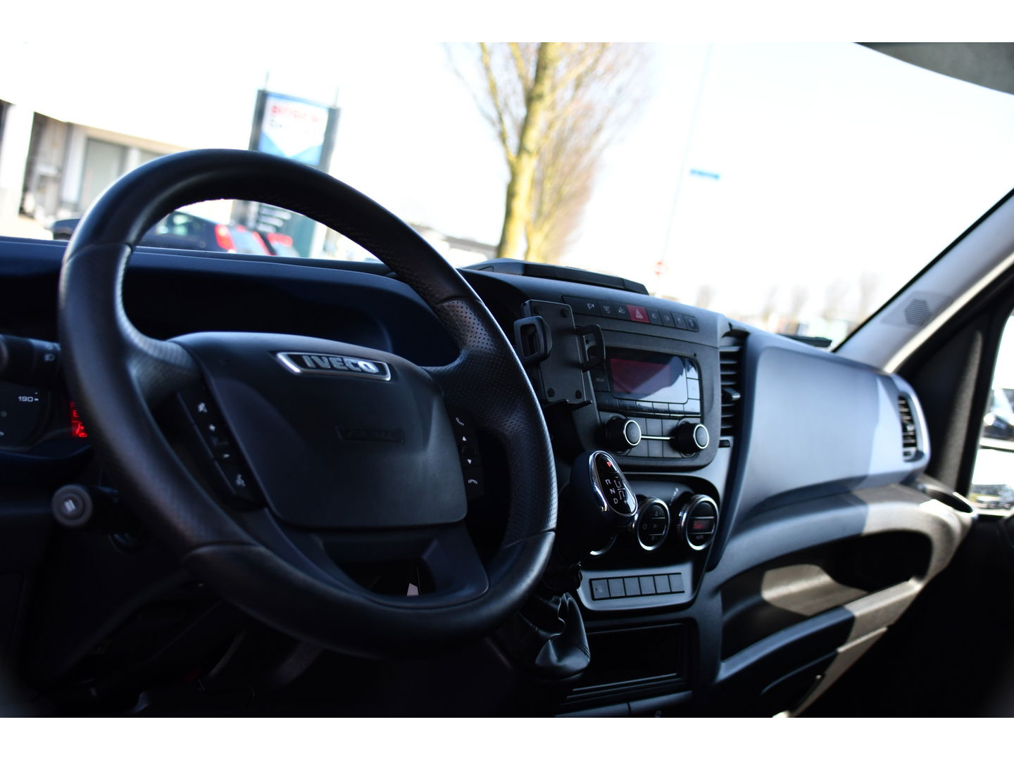 Iveco Daily 35S16V 2.3 352 H3 L PB Edition Camera, Cruise, 3500kg Trekhaak, Automaat, 155pk, Clima, Uniek!