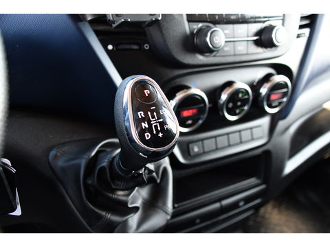 Iveco Daily 35S16V 2.3 352 H3 L PB Edition Camera, Cruise, 3500kg Trekhaak, Automaat, 155pk, Clima, Uniek!