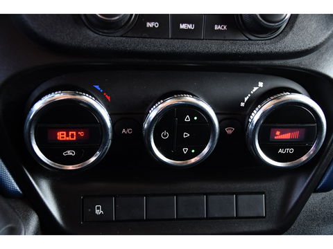 Iveco Daily 35S16V 2.3 352 H3 L PB Edition Camera, Cruise, 3500kg Trekhaak, Automaat, 155pk, Clima, Uniek!