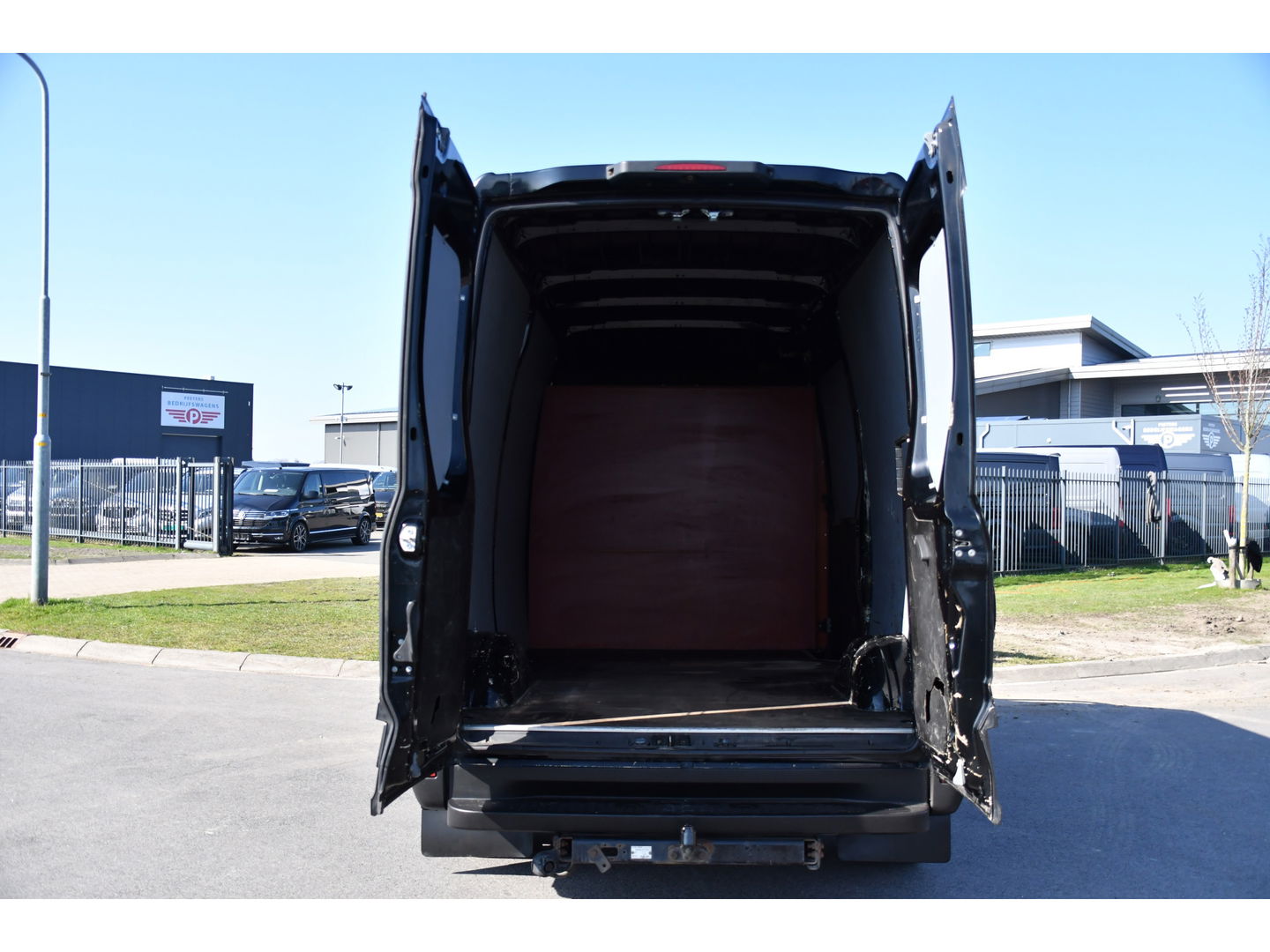 Iveco Daily 35S16V 2.3 352 H3 L PB Edition Camera, Cruise, 3500kg Trekhaak, Automaat, 155pk, Clima, Uniek!